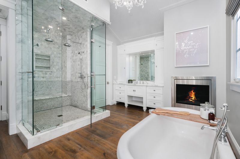 Luxury Bathtub Area